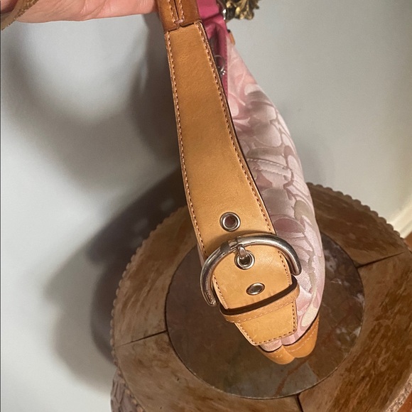 🌸🤎Y2K Coach small Optic Pink Soho Hobo purse🤎🌸 - Picture 4 of 15
